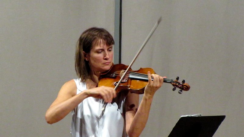 09.jpg